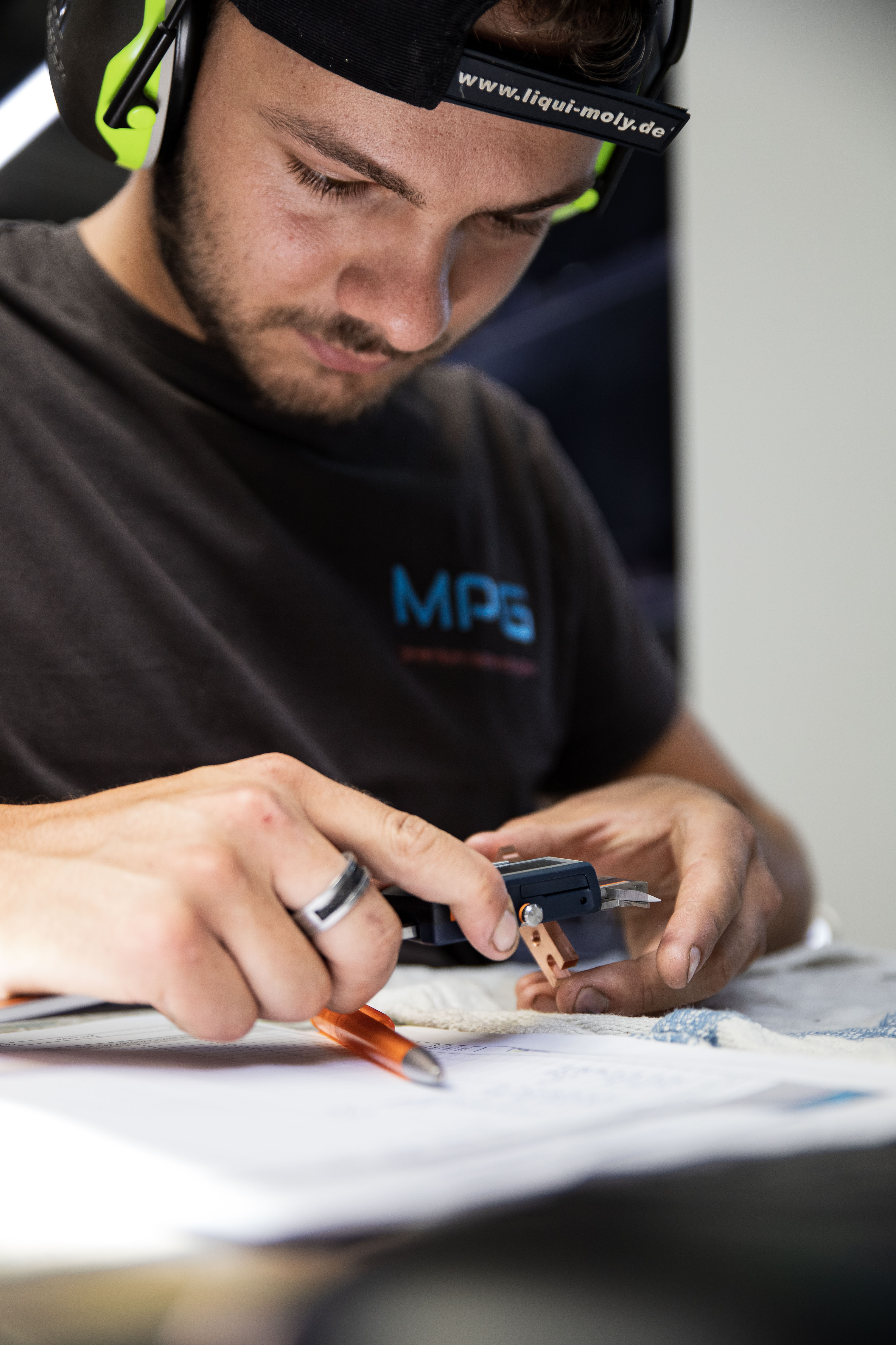 Tournage de précision pour fabrication de pièces mécaniques très complexes en acier inoxydable pour le secteur médical Chambéry en Savoie 73